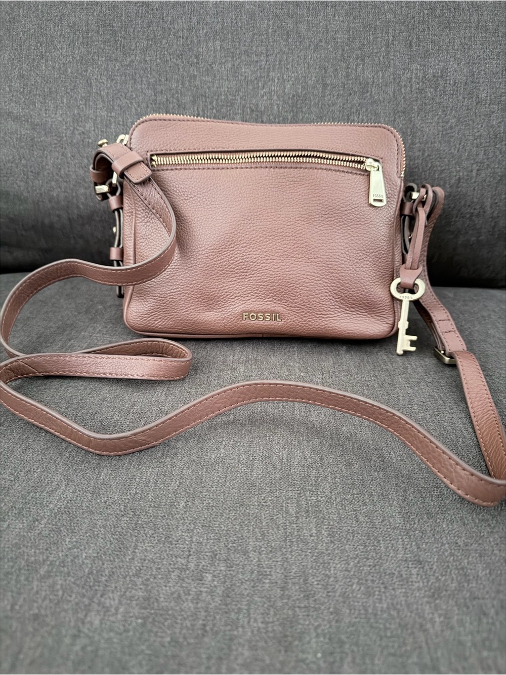 Fossil Dusty Rose Pebbled Leather Crossbody with Gold Hardware